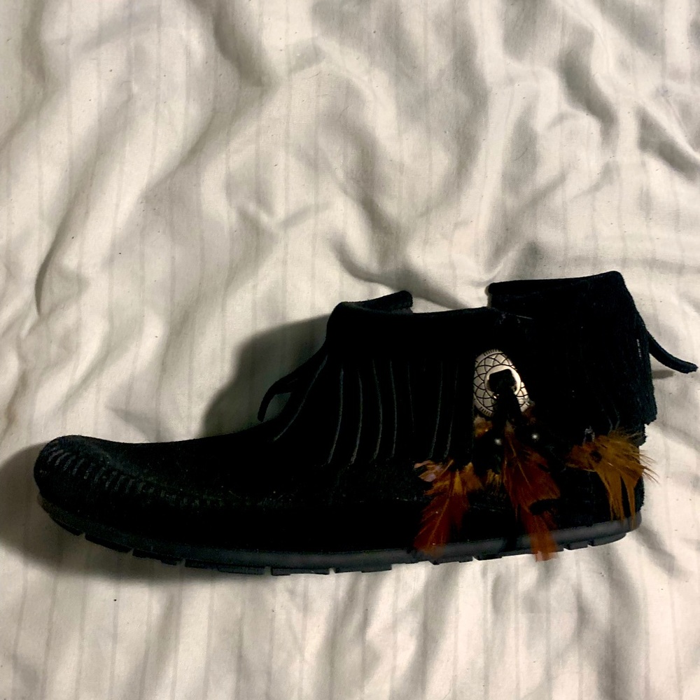 Brand new never worn. Size 7.5